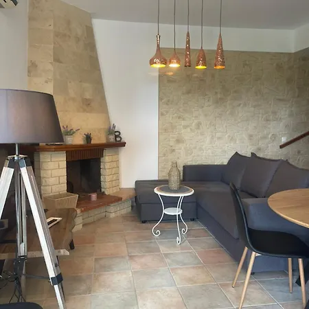 Vakantiehuis White Mesonette Athitos Afytos